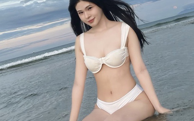 Dân tình ngỡ ngàng trước màn "đánh úp" của nữ MC hot nhất nhì Liên Quân