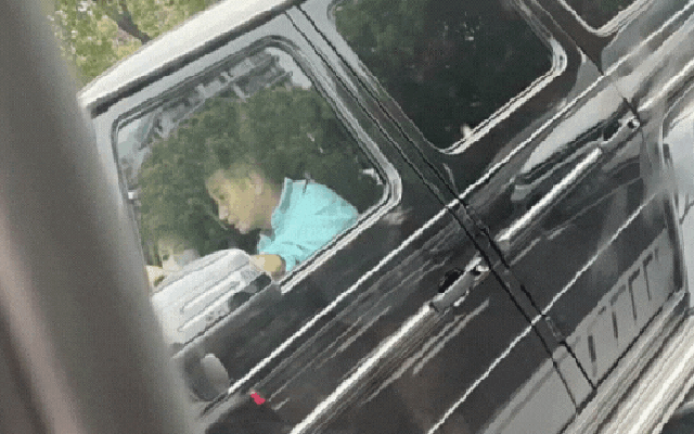 Sốc nhất lúc này: Cặp "trai tồi - tiểu tam bị ghét đến không thể ngốc đầu" nghi tái hợp, cả MXH thi nhau ném đá