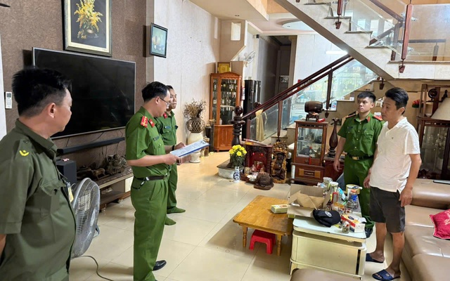 Bắt tạm giam, khám xét khẩn cấp nơi ở của Lê Công Khá