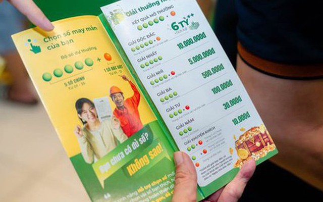 Độc đắc “nổ hũ”, Vietlott vừa tìm thấy 2 người trúng đậm và hơn 16.000 vé khác được "chia lộc"