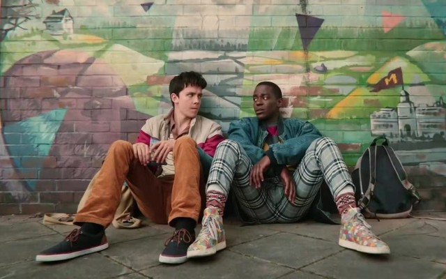 Xem phim Sex Education, tôi rút ra 1 bài học sâu sắc về cách dạy con trai: Thật may tôi đã kịp thay đổi