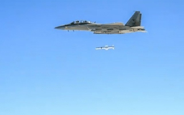 Tên lửa chống hạm Harpoon nâng cấp sẽ đánh chìm mọi tàu chiến