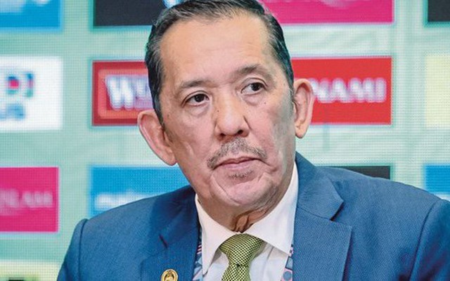 Rộ tin Chủ tịch LĐBĐ Malaysia có nguy cơ mất chức vì chuyện nhập tịch