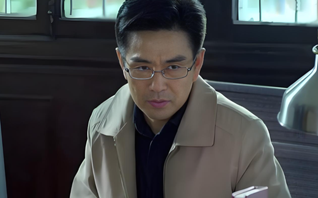 Cậu ruột từng cho tôi 300 triệu nói là báo đáp ân nghĩa của mẹ tôi, đến giờ tôi bị mợ đòi hỏi hơn 1 tỷ mà vẫn chưa đủ