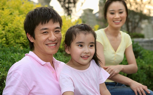 Nhà văn nổi tiếng nói: Chỉ cần nhìn 1 điểm của người đàn ông, biết ngay gia đình hạnh phúc, con cái ngoan ngoãn hay không