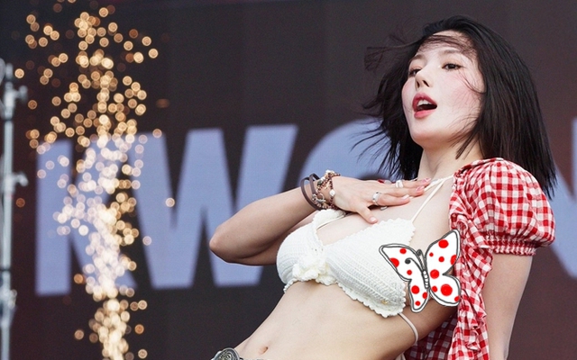 "Nữ thần sexy lễ hội té nước" gặp hậu quả kinh hãi vì ép cân quá đà