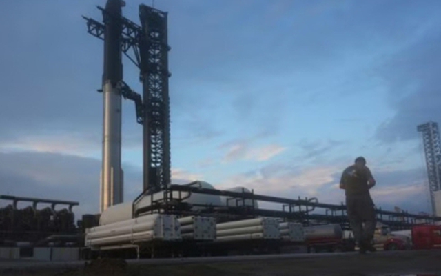 SpaceX hoãn thử nghiệm Starship lần thứ 10 vì sự cố hệ thống mặt đất