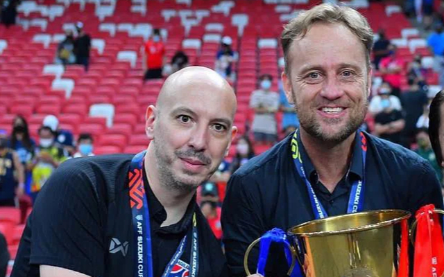 Bị VFF phạt vì xúc phạm trọng tài V.League, trợ lý HLV Polking liền xin nghỉ việc