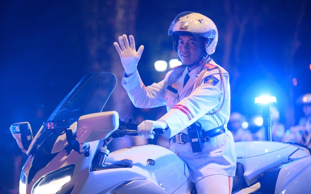 Đây là xe đặc chủng công an sử dụng trong lễ diễu binh A80: Nặng bằng 3 chiếc Vision, khỏe ngang ô tô