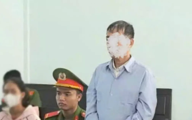 'Yêu râu xanh' xâm hại cháu bé hai tuổi lĩnh án 20 năm tù