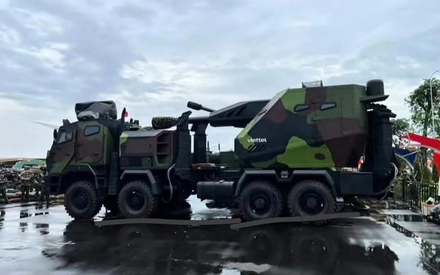 Tại sao Việt Nam cải tiến pháo D-20 cũ thành pháo tự hành bánh lốp hiện đại?            