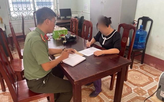 Đi vay 26 triệu đồng để trả phí ship nhận ô tô Tesla Model 3 từ tỷ phú Elon Musk, người phụ nữ Phú Thọ bị công an mời lên xác minh