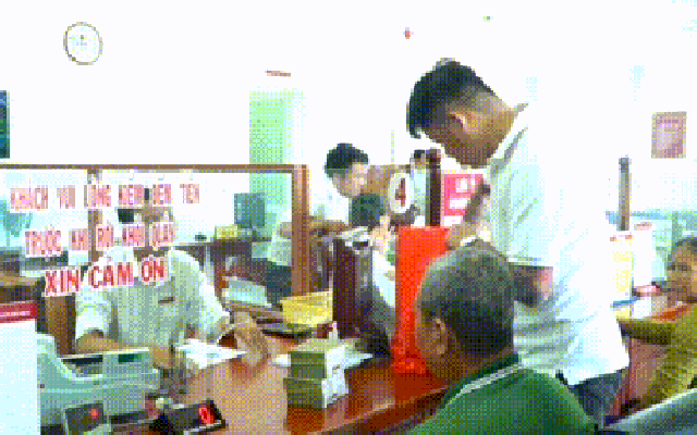 VIDEO: Ông Ba Minh nói gì về việc được ủng hộ tiền tỉ?