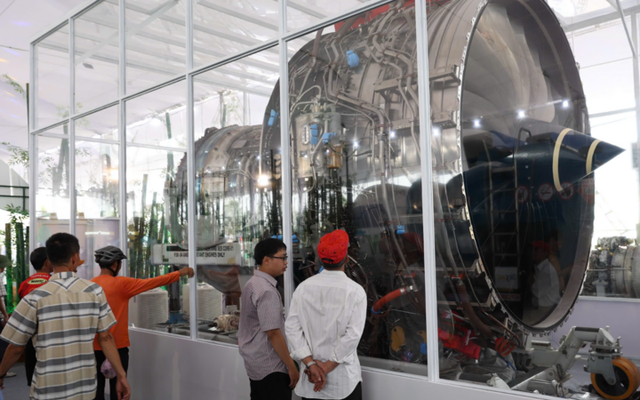 Chiêm ngưỡng 'trái tim' Airbus A350 của Vietnam Airlines tại Triển lãm A80