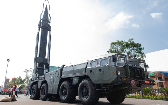 Tổ hợp tên lửa Scud-B 'sừng sững' tại công trình kỷ lục Việt Nam: Nặng hơn 34 tấn, bắn xa nhất 300km