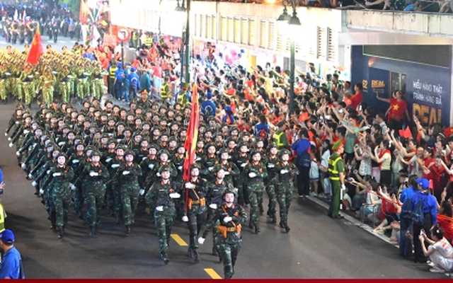 Infographic: Hướng di chuyển các khối diễu binh, diễu hành A80 và những vị trí xem đẹp nhất