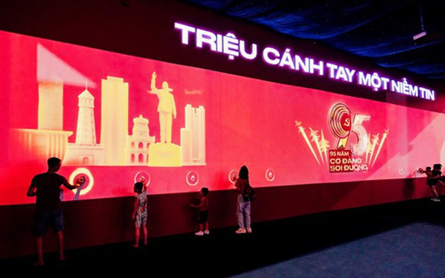 Khi công nghệ tiên phong "thổi hồn" vào lịch sử