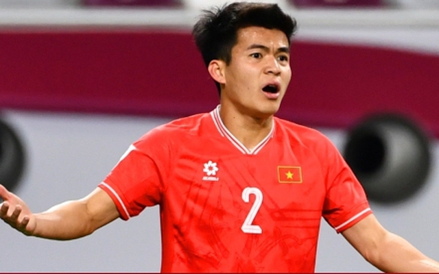 Tuyển thủ U23 Việt Nam bất ngờ chuyển đội bóng phút chót