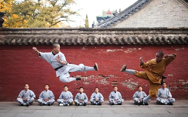 Cấm điện thoại, cắt nguồn thu 13 tỷ đồng: 30 nhà sư rời khỏi Thiếu Lâm Tự