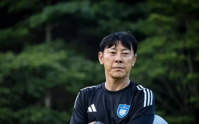 HLV Shin Tae-yong từ chức phó Chủ tịch LĐBĐ Hàn Quốc