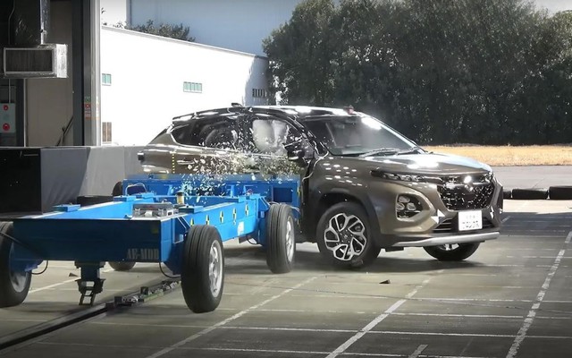 Suzuki Fronx sắp vào Việt Nam có nguy cơ không được 5 sao an toàn, hãng xe Nhật chỉ ra điều vô lý trong hệ thống ANCAP