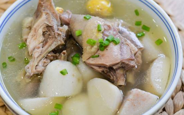 Loại củ dân dã vào thu nên ăn nhiều, chứa kali gấp nhiều lần chuối, người trung niên và cao tuổi 2 ngày ăn 1 lần sẽ thấy chân tay khỏe khoắn, tinh thần phấn chấn