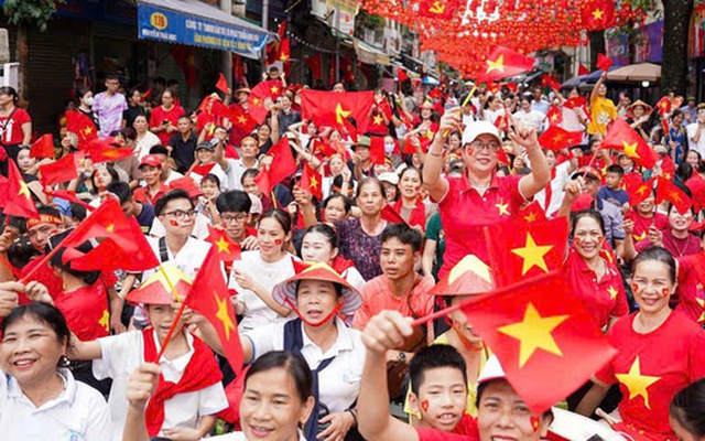 Chỉ đạo mới nhất của Thủ tướng Chính phủ về việc tặng 100.000 đồng cho người dân dịp Quốc khánh