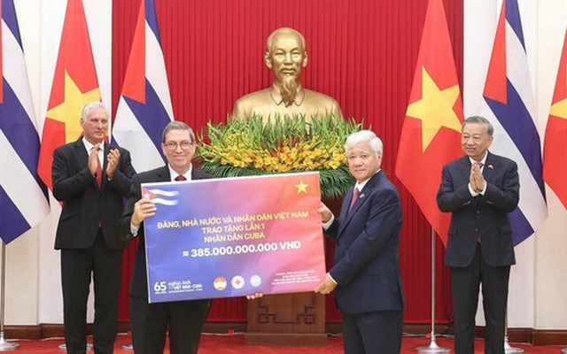 Việt Nam tặng Cuba “món quà” gần 400 tỷ đồng: Chủ tịch Cuba bày tỏ xúc động!