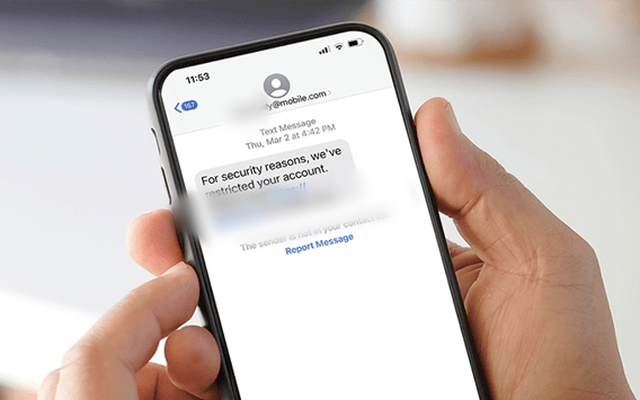 Chuyên gia: Thấy tin nhắn này, điện thoại của bạn có thể đang bị theo dõi