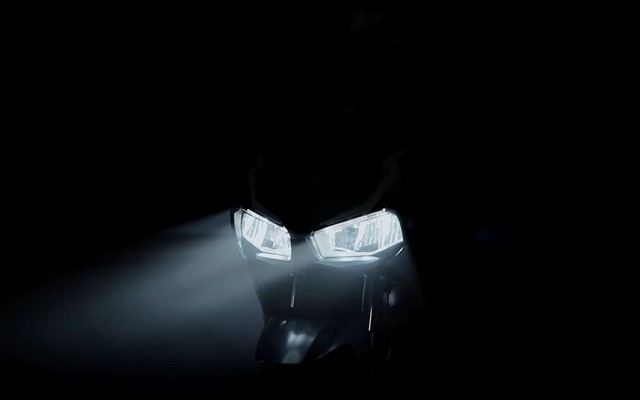 Đi xe gắn máy bật đèn pha không đúng quy định có thể bị phạt hàng trăm nghìn đồng theo Nghị định 168