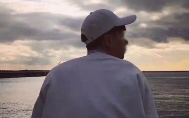 Nam sinh viên 2003 gọi điện về nhà nhờ hỗ trợ 460 triệu đồng nộp lệ phí du học, gia đình chuyển khoản xong liền báo công an