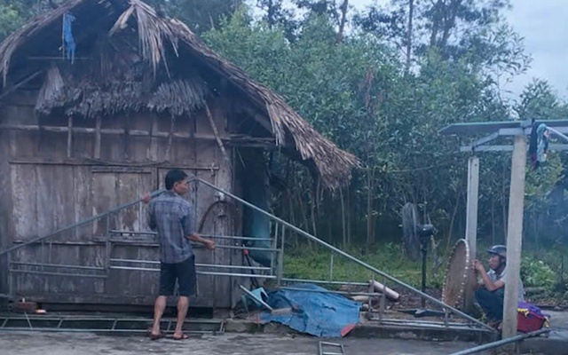 Nam thanh niên ở Hà Tĩnh bị sét đánh chết khi xem điện thoại trong nhà