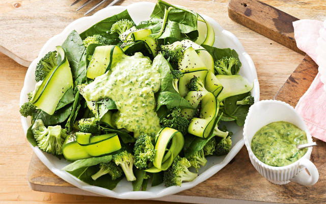 Tiến sĩ Mỹ đánh giá đây là loại rau "bổ gan bậc nhất": Người Việt đã ăn từ lâu