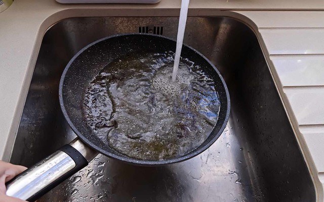 6 KHÔNG khi dùng chảo chống dính để tránh rước bệnh vào người