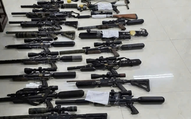 Bắt "ông trùm" chế tạo, mua bán vũ khí cực lớn, giao dịch hàng chục tỉ đồng