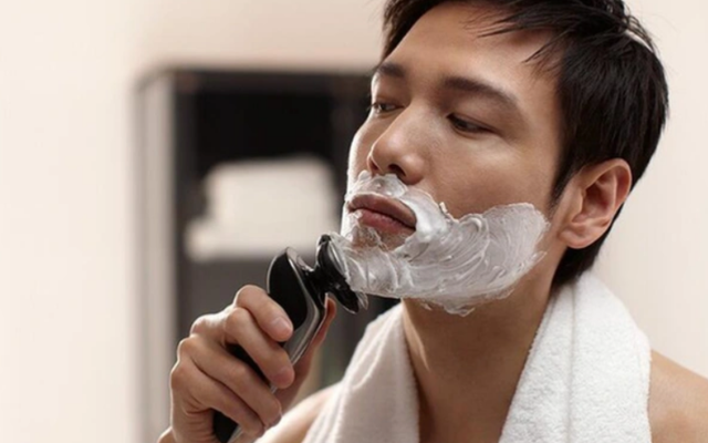 Cạo râu trước hay sau khi tắm là tốt nhất? Thì ra bấy lâu rất nhiều nam giới vẫn đang làm sai