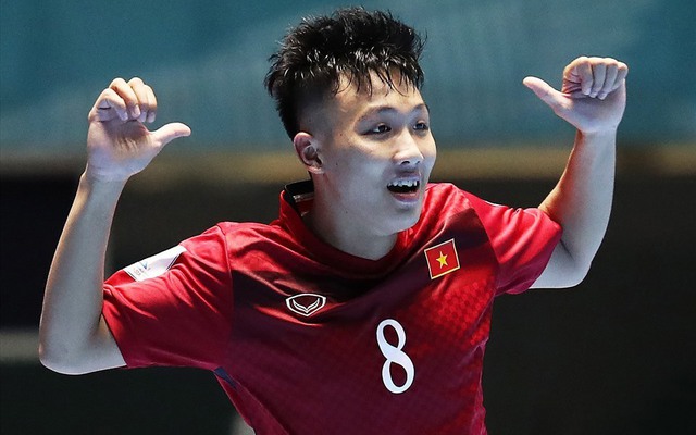 Tuyển Việt Nam gạch tên người hùng World Cup, chốt quân số đấu Trung Quốc ở giải châu Á