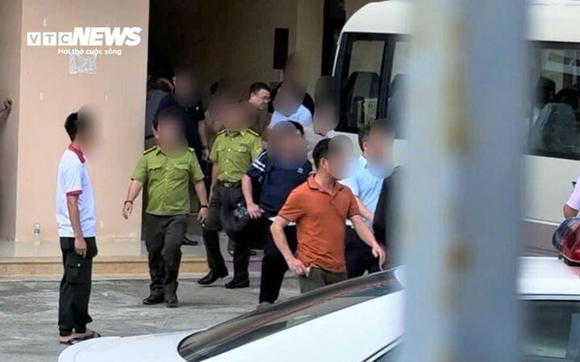 Đình chỉ sinh hoạt đảng Chi cục trưởng Kiểm lâm Gia Lai và nhiều cán bộ