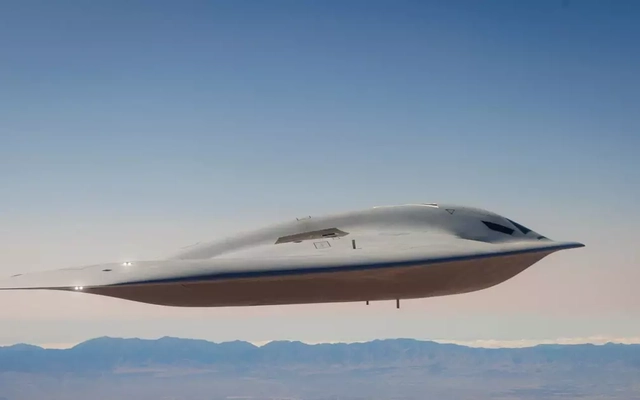Mỹ đưa máy bay ném bom B-21 Raider thứ hai vào thử nghiệm