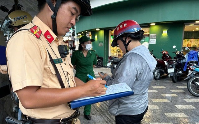 CSGT tăng cường xử phạt lỗi giao thông mà nhiều người đi xe máy mắc phải: 14 triệu người dân chú ý!