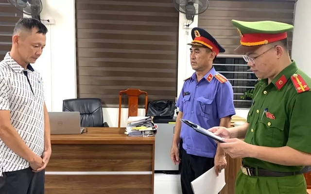 Vì sao ‘Đức bê đê’ bị bắt?