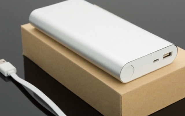 Bộ sạc dự phòng nóng lên có nguy hiểm?