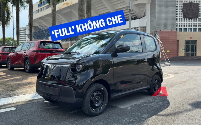 VinFast Minio Green 'không che' tại Hà Nội: Giá 269 triệu, cụm đèn ‘ăn tiền’, chìa khoá cơ, dân độ xe thoả sức sáng tạo