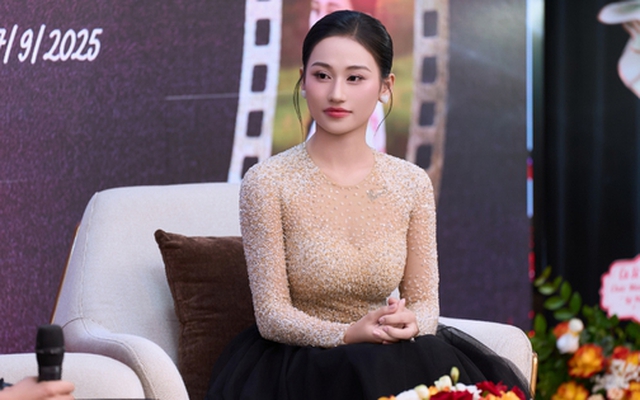 "Lá thư gửi tương lai" của Lê Minh Ngọc lấy nước mắt khán giả