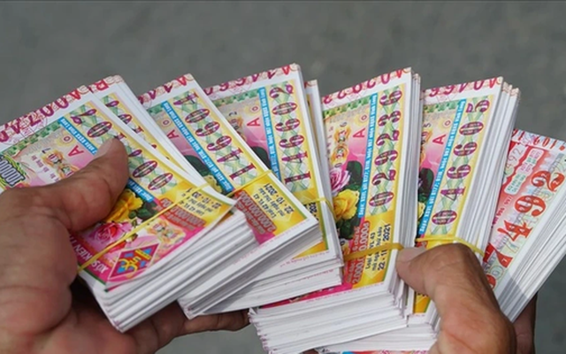 Khách lần đầu chơi xổ số miền Nam trúng 14 tờ vé số, Tây Ninh lại "nổi đình nổi đám" sau vụ 34 tỷ độc đắc