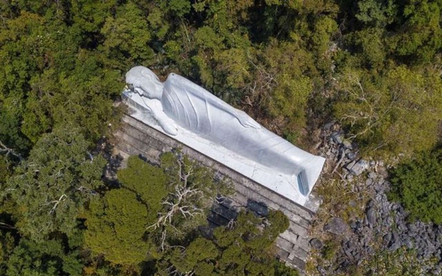 Nơi có "Tượng Phật dài nhất châu Á trên núi", cách TP.HCM hơn 100km, du khách nhận xét: Thật choáng ngợp!