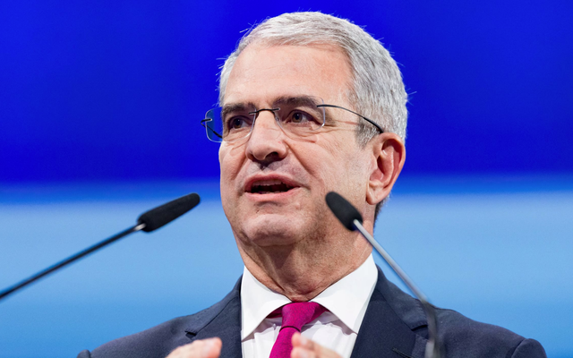 Nóng: CEO Nestlé bị sa thải không bồi thường vì quan hệ tình cảm bí mật với cấp dưới