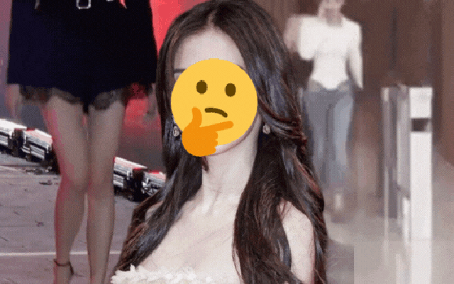 Đừng dại nhìn xuống chân 7 mỹ nhân này nếu không muốn đi "rửa mắt"!