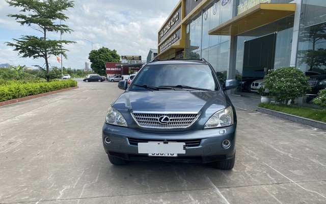 Bỏ ra 375 triệu, sở hữu ngay Lexus RX 400h để trải nghiệm công nghệ hybrid nhưng phải chấp nhận đánh đổi 1 điều