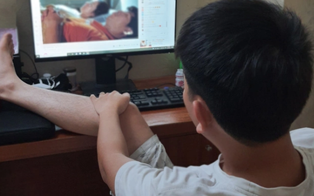 Thật không thể tin nổi, chồng tôi có thể “ngáo” đến mức như thế!